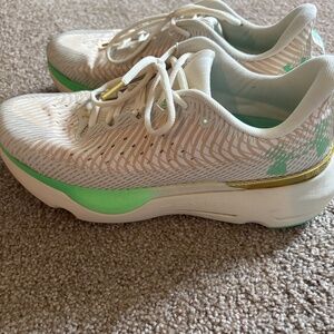 Under Armour Men's Infinite Pro Running Shoes